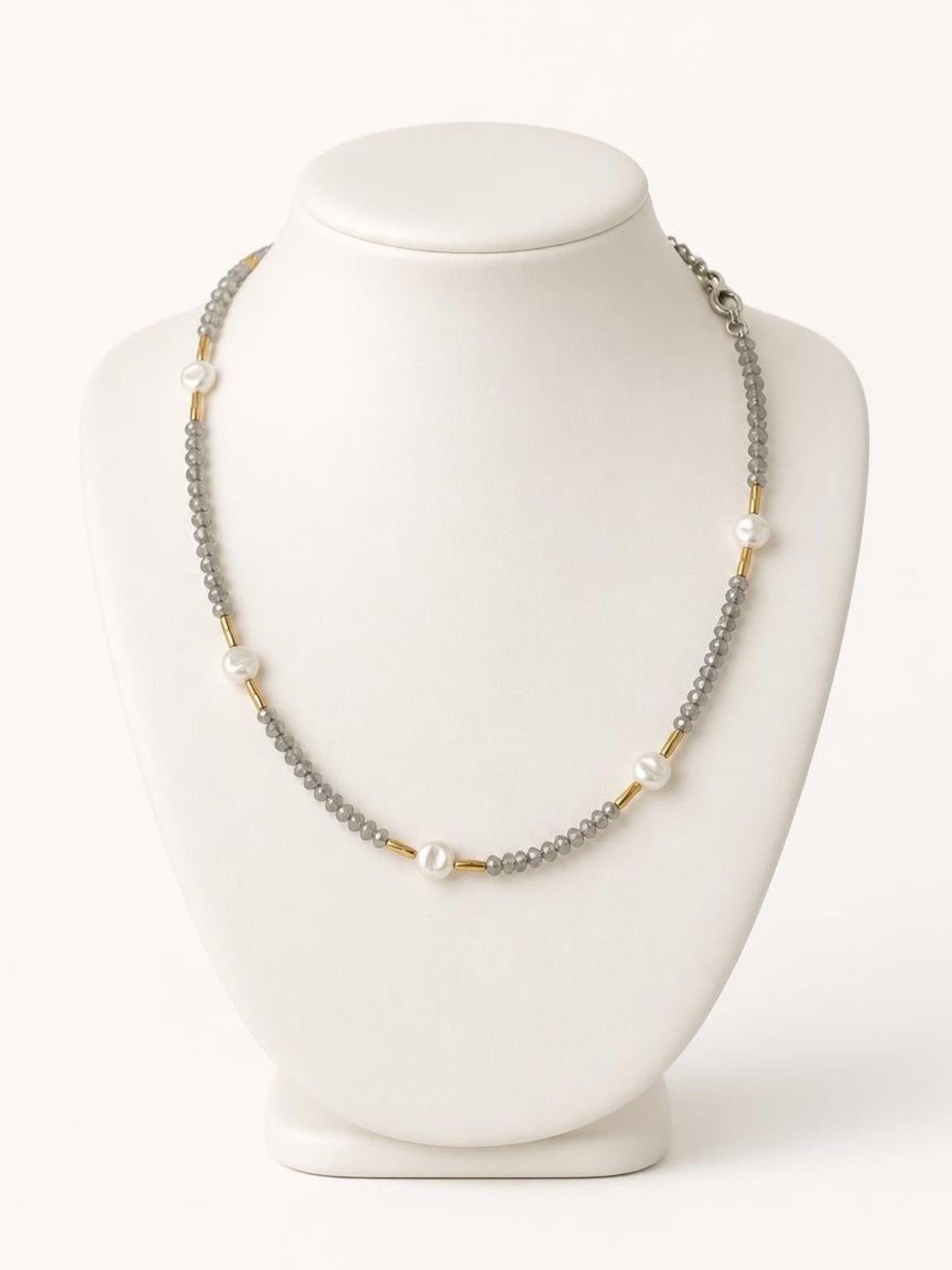 Grey with pearls- Necklace