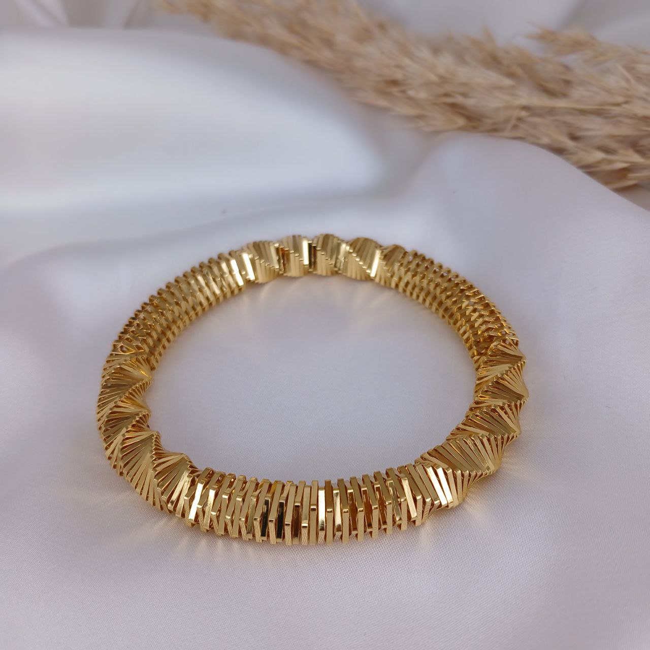 Coiled Bangle - Twist