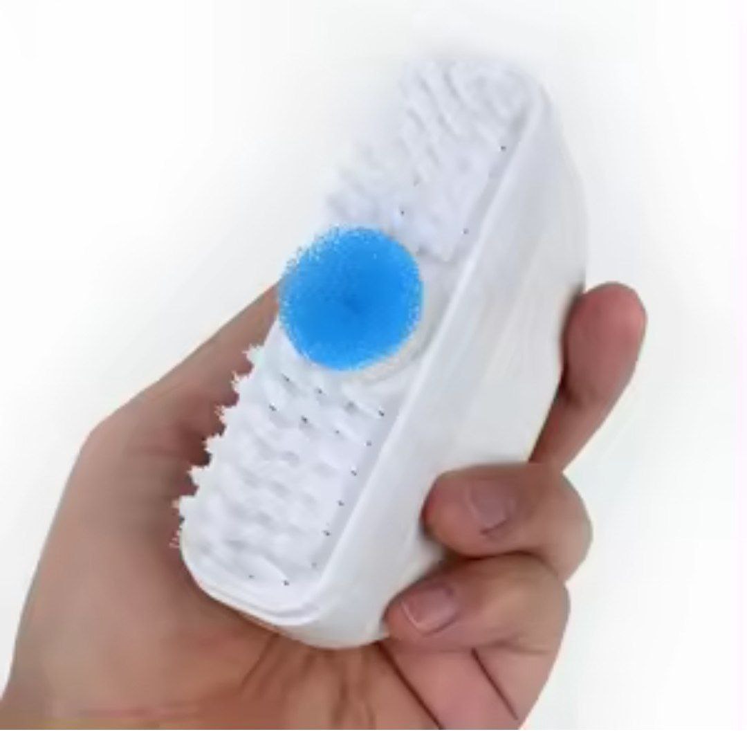 HAPPY HOME White Shooz Cleaning Brush with Cleaning Liquid