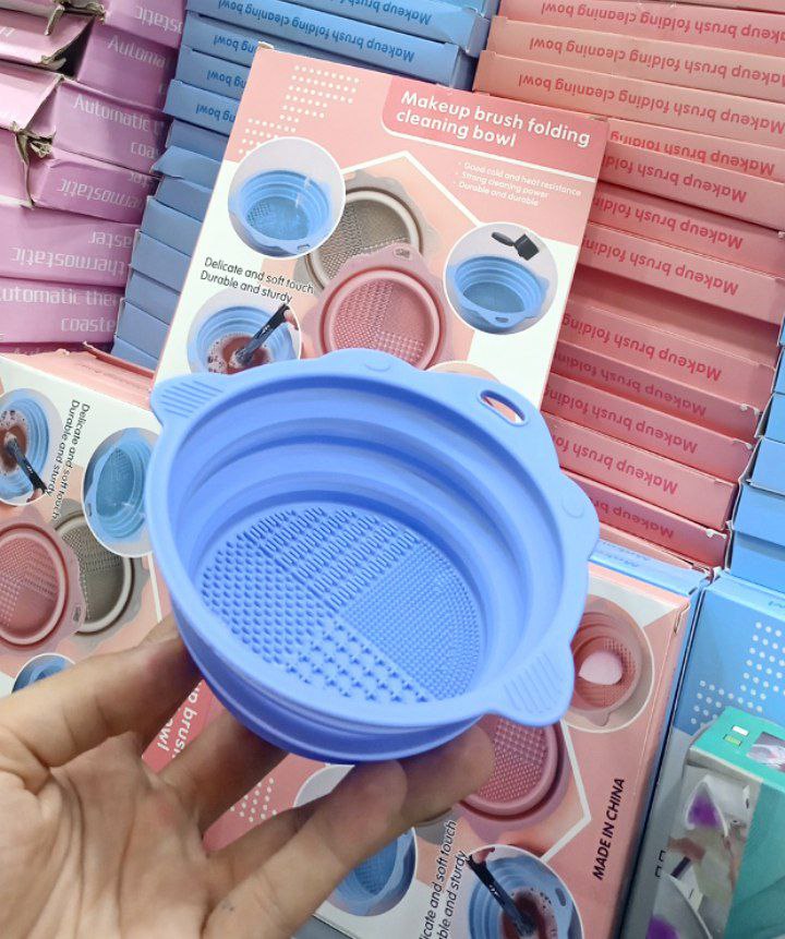Foldable Silicone Makeup Brush Cleaner Bowl