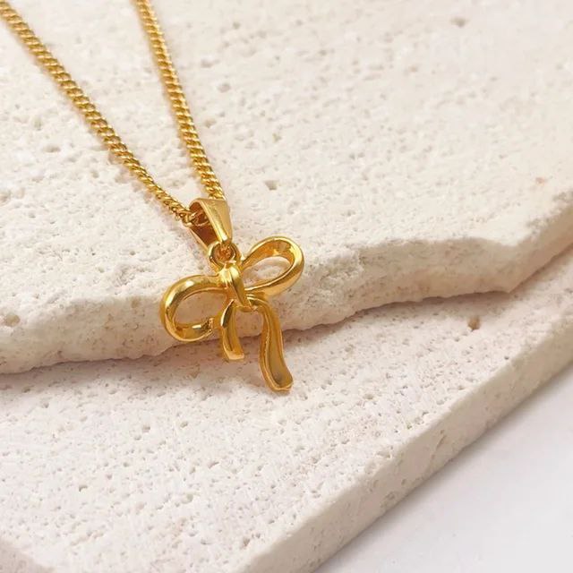 Bow Necklace