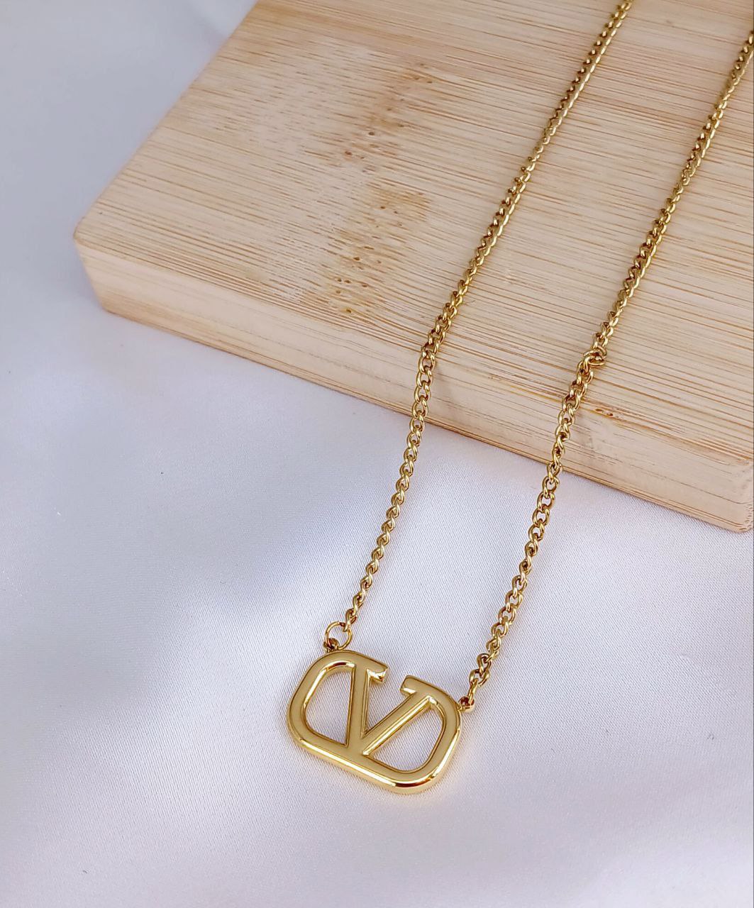 VLOGO Necklace