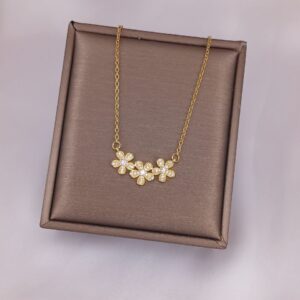 Flowers Necklace